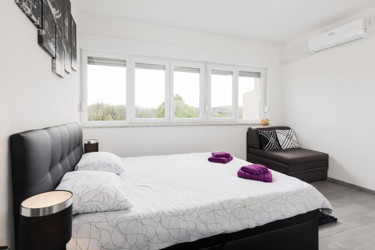 Studio Apartman Sirius Slunj Buitenkant foto