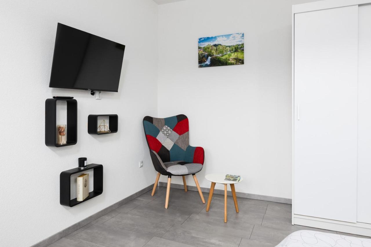 Studio Apartman Sirius Slunj Buitenkant foto